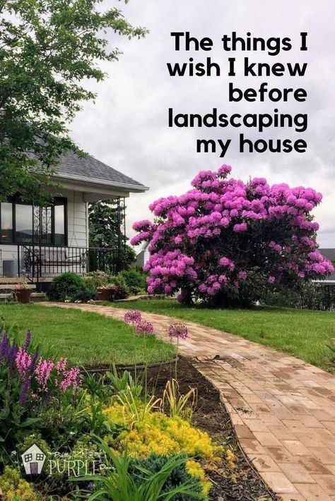 Large Yard Landscaping, Corner Landscaping, Landscape Ideas Front Yard Curb Appeal, Front Porch Flowers, Garden Escape, Porch Landscaping, Landscape Curbing, Small Front Yard Landscaping, Modern Backyard Landscaping