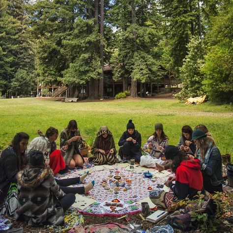 Sister Circle, Common Knowledge, In Harmony With Nature, In Remembrance, Harmony With Nature, Women Gathering, Women's Circle, Healing Space, Hippie Life