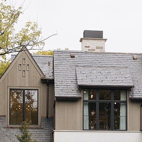 Micheal Conneely on Instagram: "Exterior siding voice is always a long conversation with our clients. There are many options for exterior siding.  When it comes to vertical siding though there are fewer options and they most always tend to be more expensive. You have Hardie Artisan series sidings, Boral (also known as TruExterior), tried and true Cedar.  There are newer options today too like thermally modified wood products from vendors like  Great Lakes Wood Co and Delta Millworks.  After going through pricing exercises with our clients comparing all of these, Cedar usually ends up being the beat option for price and performance.  This home pictured has vertical cedar siding.   project: #gdbfiresideterrace  Architect: @momentdesign_architecture  Designer: @karamanndesign  Photo: @stoffer Gray Cedar Siding, White Oak Exterior Siding, Hardy Siding Exterior, Hardie Artisan Siding, Boral Siding, Hardi Plank Siding Ideas, White Cedar Shake Siding, Vertical And Horizontal Siding Exterior, Shake Siding Exterior