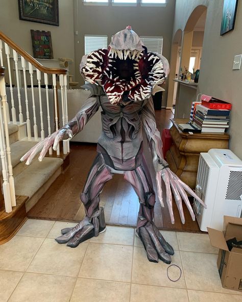 Demogorgon Costume, Humanoid Sketch, Halloween, Fictional Characters, Art