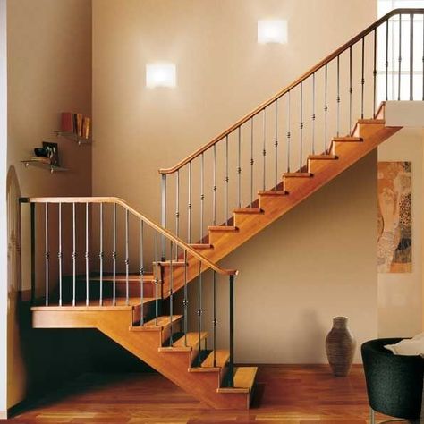 Modular Staircase, Tiny House Stairs, Neoclassical Interior, Wooden Steps, Stair Decor, Wooden Staircases, Spiral Stairs, House Stairs, Bathroom Layout