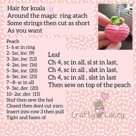 Crochet Strawberry Pattern Free, Written Crochet Patterns, Crochet Tiny, Crochet Keychains, Crochet Tutorial Pattern, Crochet Hack, Crochet Stitches Guide, Crochet Strawberry, Crochet Fruit