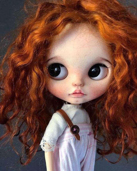 Good Morning world!🌞🌞🌞🌞♥️♥️♥️♥️♥️ #annamdolls . . . . . #blythe #blythedoll #blythedolls #blythecustom #blytheneo #blythetagram… Lps Blythe, Dolls Custom, For A, Enchanted Doll, Big Eyes Art, Pullip Dolls, Good Morning World, Dream Doll, Polymer Clay Necklace