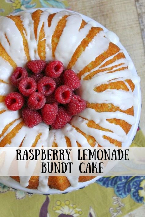 Raspberry Lemonade Cake, Raspberry Lemonade Recipe, Boxed Cake Mixes Recipes, Waffle Ingredients, Bundt Cake Recipe, Lemon Pudding, Vegetarian Cake, Raspberry Cake, Box Cake Mix