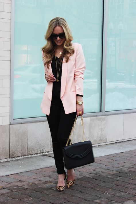 Style Cusp | Connecticut based style, shopping, beauty, and decor blog by Marissa Meade Pink Blazer Outfit, Blush Blazer, Womens Fall Coats, Fall Coats, Fashion Work Outfit, Fall Fashion Coats, Look Office, Spring Fashion Casual, Coats Women