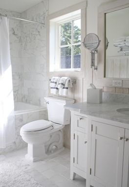 Window Over Toilet, Window Above Toilet, Carrera Marble Bathroom, Above Toilet, Marble Tub, White Tub, Over Toilet, Bad Inspiration, Bathroom Closet