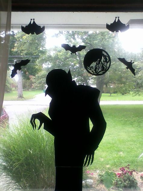 Nosferatu silhouette made from dollar store poster board Nosferatu Silhouette, Vampire Silhouette, Elegant Vampire, Store Poster, Halloween Craft Projects, Silhouette Template, Halloween Silhouettes, Halloween Vampire, Halloween Craft