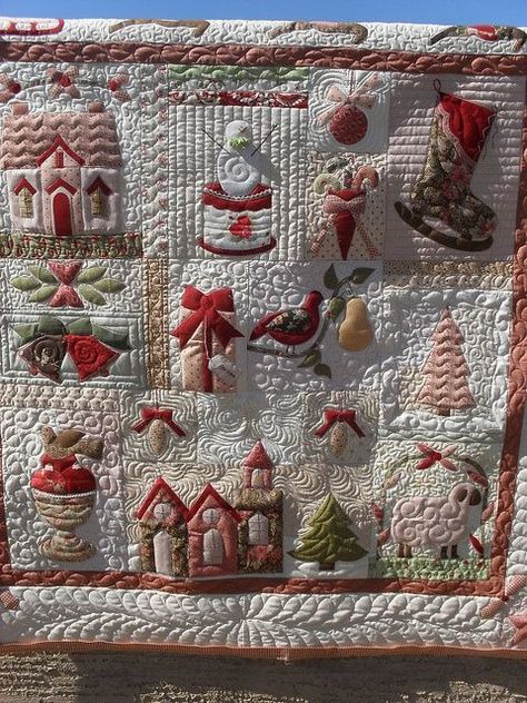 Christmas Old Time Christmas, Christmas Applique, Holiday Quilts, Applique Quilting, Winter Quilts, Quilting Studio, Christmas Quilts, Christmas Sewing, Christmas Quilt