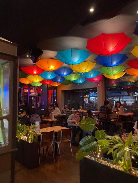 Dominican Restaurant Design, Colorful Restaurant Design, Beer Garden Ideas, Restaurant Design Rustic, Colorful Cafe, Mexican Restaurant Decor, Colorful Restaurant, Modern Restaurant Design, Outdoor Restaurant Design