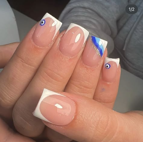 Evil Eye Nails Design French Tip, Holiday Nails Evil Eye, Holiday Nails Turkey, Nails For Turkey Holiday, Turkey Holiday Nails, Turkey Nail Ideas, Holiday Nail Inspo Summer Short, French Tips With Evil Eye, Biab Nails Inspiration Short