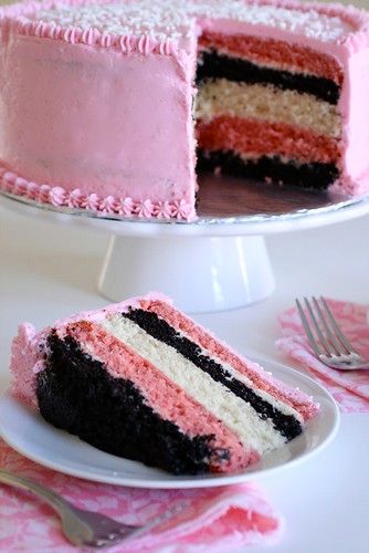 Neapolitan Cake, Bolo Red Velvet, Dessert Aux Fruits, Strawberry Cakes, Piece Of Cakes, Pretty Cakes, Sweets Treats, Cakes And More, Let Them Eat Cake