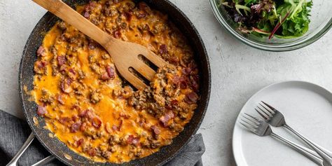 Bacon Cheeseburger Skillet, Cheeseburger Skillet, Ground Beef Cream Cheese, Keto Bacon Cheeseburger, Quick Easy Lunch, Keto Casseroles, Keto Bacon, Keto Casserole, Low Carb Recipe