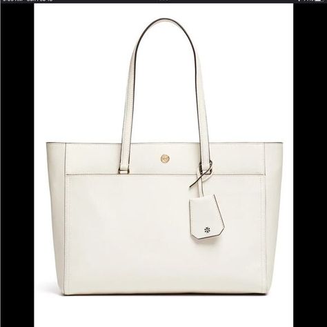 Tory Burch Large Robinson Tote White With Bag Tory Burch Handbags, Tory Burch, Handbags, Closet, Fashion Trends, Fashion Tips, White, Clothes Design