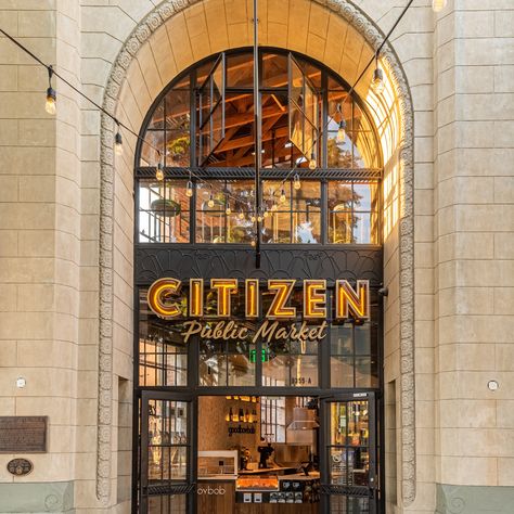 One of the most interesting new pizzerias in Los Angeles– Chef Nancy Silverton’s Pizzette– just opened in Culver City at the new Citizen Public Market. American Sports Bar, Nancy Silverton, Rooftop Dining, Culver City California, Roosevelt Hotel, Outside Seating, Modern Food, Public Market, Rooftop Patio