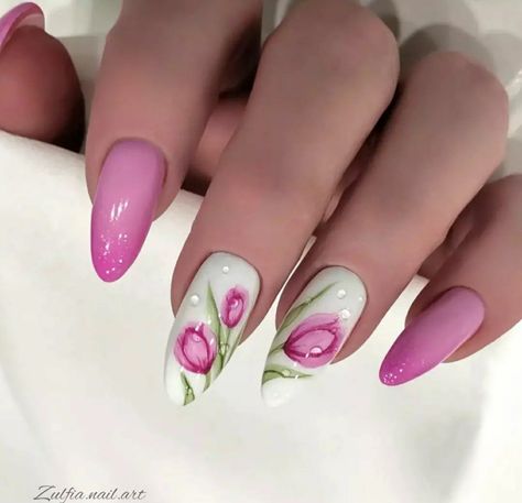 Nail Art Fleur, Tulip Nails, Natural Nails Manicure, Summer Nails 2024, Nails Summer Nails, Nails Art Designs, 2024 Nails, Trending Nails, Fancy Nails Designs