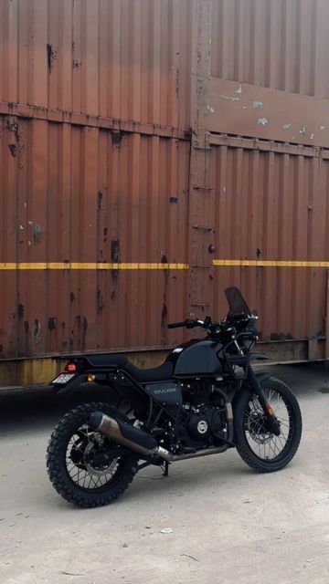 MEGATRON on Instagram: "GHOST , , , , , , , , , , ,#new #newtyres #tyre #blvck #offroad #ralco #motocross #motocrossrace #motocrosslife" Modified Himalayan Bike, Himalayan Modified, Himalayan Bike, Himalayan Royal Enfield, Offroad Motorcycle, Dream Motorcycle, Moto Wallpapers, Royal Enfield Himalayan, Royal Enfield Accessories