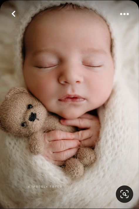 Newborn Professional Photos, Newborn Baby Boy Shoot, Baby Boy Pics Newborn, Newborn Neutral Photography, Newborn Boy Photoshoot Ideas, New Born Baby Boy Photoshoot, Baby Boy Newborn Photos, Newborn Photography Boy Poses, Newborn Baby Boy Photos