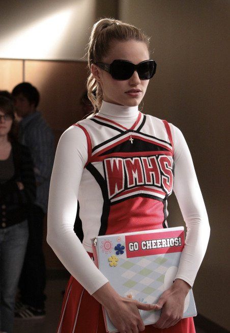 Glee Season 1, Diana Agron, Lilly Pulitzer Outfits, Glee Fashion, Quinn Fabray, Cheerleader Costume, Hallowen Costume, Cheerleading Outfits, Dianna Agron