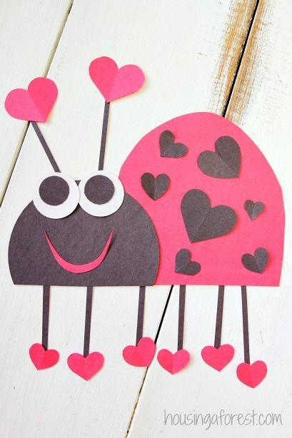 Adorable Valentines Craft for Kids ~ Heart Bug Bug Valentines, Valentines Day Crafts For Preschoolers, Toddler Valentine Crafts, Heart Craft, February Crafts, Easy Valentine Crafts, Valentine's Day Crafts For Kids, Preschool Valentines, Valentine Crafts For Kids