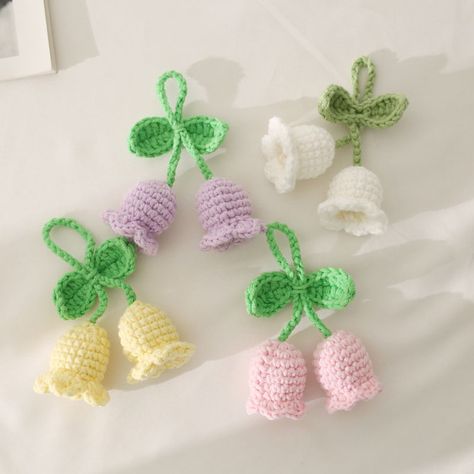 Smarter Shopping, Better Living! Aliexpress.com Knitted Keychain, Woven Decor, Car Key Ring, Knitted Flowers, Wedding Gifts For Guests, Flower Bag, Handbag Charms, Flower Accessories, Charm Gift