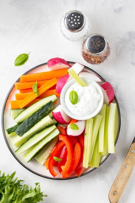 Meditrainian Diet, Mediterranean Board, Cucumber Sticks, Nourish Bowl, Vegetable Sticks, Mediterranean Diet Meal Plan, Carrots Celery, Easy Mediterranean Diet Recipes, Mediterranean Diet Plan