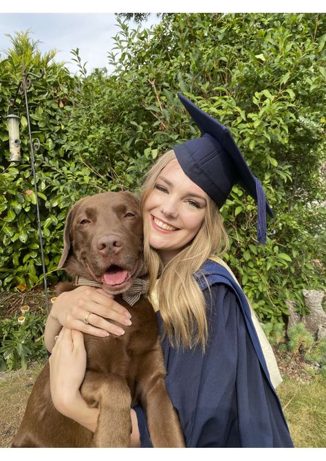 Graduation Picture Ideas With Dog, Puppy Graduation Pictures, Graduation Picture With Dog, Graduation Photoshoot With Dog, Grad Photos With Dog, Graduation Poses With Dog, Dog Graduation Pictures, College Graduation Pictures With Dog, Dog Graduation