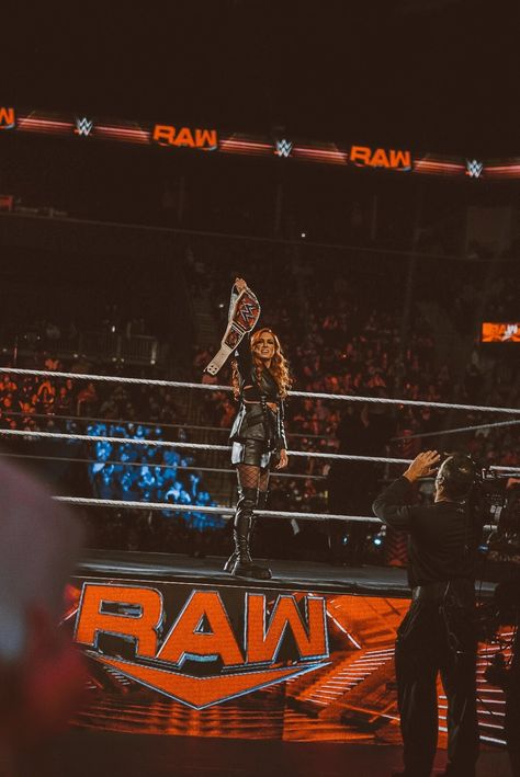 Professional Wrestling Aesthetic, Pro Wrestling Aesthetic, Wwe Aesthetic, Wrestling Pics, Rebecca Quin, Seth Freakin Rollins, Wrestling Wwe, Wwe Womens, Professional Wrestling