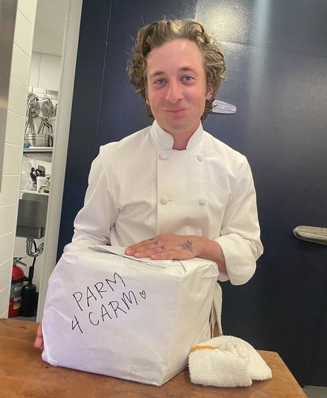 The bear carmy jeremy allen white Happy Birthday Chef, The Dream Team, Allen White, Jeremy Allen White, The Bear, Dream Team, The Dream, Behind The Scenes, Thank You