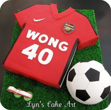 Lyn's Cake Art: Arsenal jersey & Soccer ball Orange Poppyseed Cake, Tarta Real Madrid, Arsenal Team, Soccer Birthday Cakes, Jersey Cake, Poppyseed Cake, Sports Themed Cakes, Football Birthday Cake, Novelty Cake