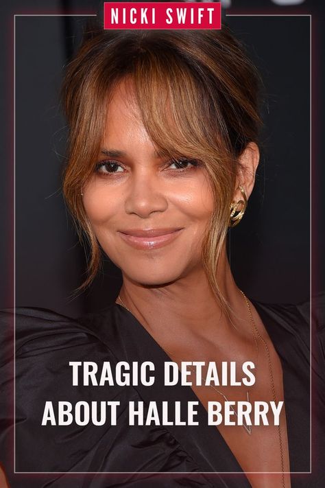 Halle Berry might be famous for her effortless beauty, but her life wasn't always full of Hollywood glamor and accolades. #HalleBerry #Actresses Halle Berry Age, Halle Berry Movies, Gabriel Aubry, Movie 43, Eric Benet, Hollywood Glamor, Olivier Martinez, Dark Tide, Barbara Walters