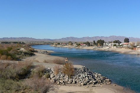 2008 UFO Crash at Needles, California Needles California, Awesome Places, What Happened, 30 Years, Astronomy, Science Fiction, California, Water, Travel