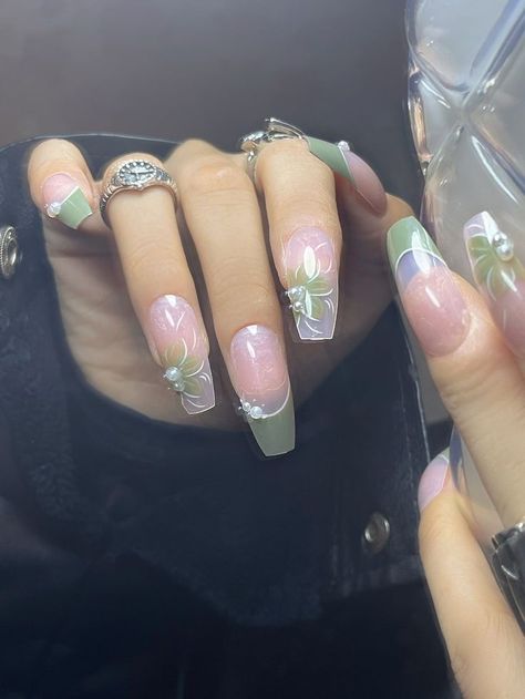 Buff Nails, Green French, Green Nail, Pretty Gel Nails, Nail Swag, Nail Forms, Fake Nail, Nail Accessories, Cute Acrylic Nails