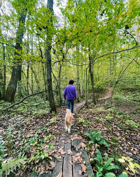 college | Skidmore College | campus | college campus | college life | campus life | student | upstate NY | Saratoga Springs | New York | upstate New York | friends photo ideas | northwoods | woods | dogs | golden doodle | boyfriend | couples photo ideas | fall New York Friends, Friends Photo Ideas, New York Upstate, Skidmore College, Colby College, Couples Photo Ideas, Hiking Club, Liberal Arts College, American University