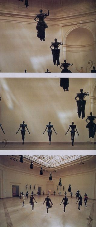 Issey Miyake Bodyworks Exhibition, 1983. Fashion Installation Display, Fashion Art Exhibition, Fashion Gallery Exhibition, Fashion Exhibition Display, Fashion Art Installation, Fashion Installation, Fashion Exhibition, Merchandising Ideas, Fashion Displays