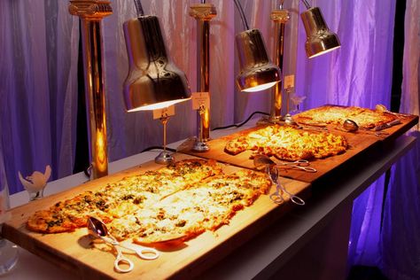 6 Creative Ways to Incorporate Pizza into Your Wedding Indian Wedding Food, Pizza Display, Pizza Wedding, Wedding Food Display, Pizza Buffet, Chandelier Centerpiece, Pizza Bar, Reception Food, Wedding Buffet