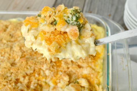 My family LOVE’S this Chicken Broccoli Rice Casserole! It’s one of those dishes that is so perfect in its pure, wholesome, simplicity that they just can’t get enough of it! Chicken, rice, broccoli, all baked in a super, super, creamy, easy sauce, then topped off with lots of gooey cheese and buttery bread crumbs….. Now that’s  …  Continue reading → Easy Chicken Broccoli Rice, Easy Chicken Broccoli Rice Casserole, Broccoli Cheese Rice, Chicken Broccoli Rice Casserole, Chicken Broccoli Rice, Broccoli Rice Casserole, Rice Casserole Recipes, Chicken Broccoli Casserole, Broccoli Rice