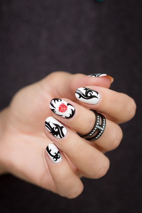 Red Hot Chili Peppers Nail Art, Rhcp Nails, Red Hot Chili Peppers Nails, Simple Nails Design, Rock Nails, Hot Music, Special Nails, Diy Acrylic Nails, White Nail Art