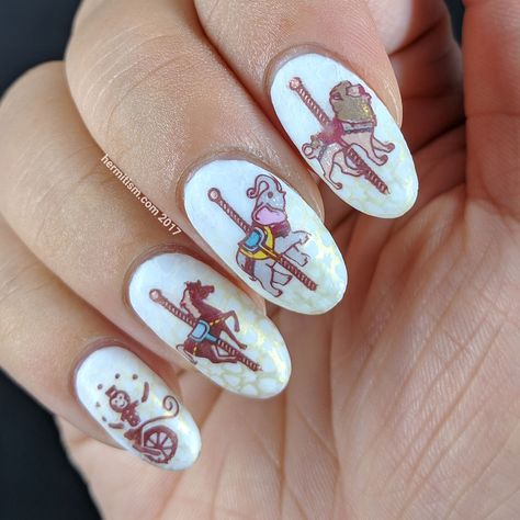 Carousel Nails, 4h Nails, Nails Horse, Horse Nail Art, Circus Nails, Horse Nails, Nail Tech School, Carousel Animals, Bed Art