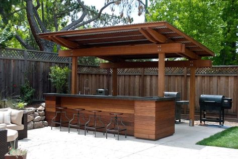 (ad) Garden living | outdoor Kitchens  good outdoor Kitchen Pallet Bars Diy Outdoor, Outdoor Barbeque Area, Outdoor Bar Ideas, Outdoor Patio Ideas Backyards, Rustic Outdoor Furniture, Diy Outdoor Bar, Outdoor Kitchen Countertops, Outdoor Barbeque, Farmhouse Patio