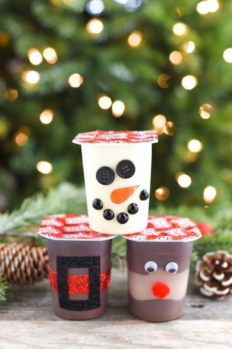 Easy Christmas Party, Christmas Party Treats, Snowman Treats, School Christmas Party, Adult Christmas Party, Pudding Cups, Kids Christmas Party, Santa Reindeer, Christmas School