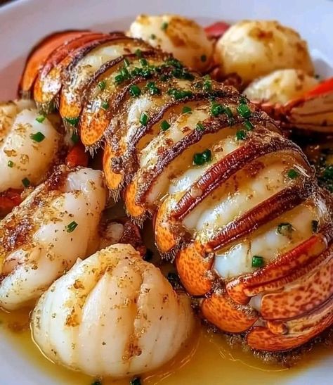 Easy recipes | WOULD YOU EAT THIS GARLIC BUTTER LOBSTER AND SCALLOPS 🦞🧄🦪🥰❤️ | Facebook Garlic Butter Lobster, Butter Lobster, Lobster Recipes Tail, Lobster Recipes, Fish Recipes Healthy, Garlic Butter Sauce, Lobster Tails, The Lobster, Fish Tacos