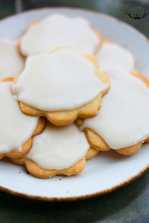 Honey Sweetened Cut Out Cookie Recipe Cut Out Cookie, Cut Out Cookie Recipe, Sugar Free Treats, Cracker Cookies, Family Eating, Cut Out Cookies, Cookie Sheet, Refined Sugar, Cookie Recipe