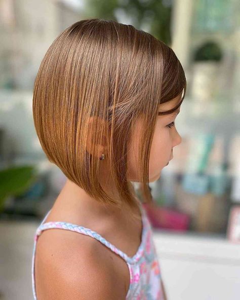 23 Cutest Short Hairstyles For Little Girls in 2022 Short Hair For Kids, Bob Haircut For Girls, Wolfcut Long, Wolf Haircut, Haircut Men, Haircut Long, Cute Short Haircuts, Bangs Curly