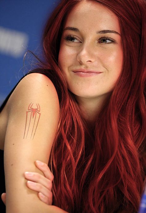 Shailene Woodley as Mary Jane Watson in Spider Man Shailene Woodley, Perfect People, Kate Upton, Divergent, Girl Crushes, Famous Faces, Woman Crush, Descendants, Pretty Face