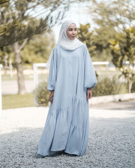 Joud in Sky Blue is a MUST have for your wardrobe! On days when you want to wear something sweet, consider this pastel flare abaya as an option.☺️❤️ Something Sweet, Sky Blue, Blue Sky, Must Haves, Light Blue, Pastel, Wardrobe, How To Wear, Blue