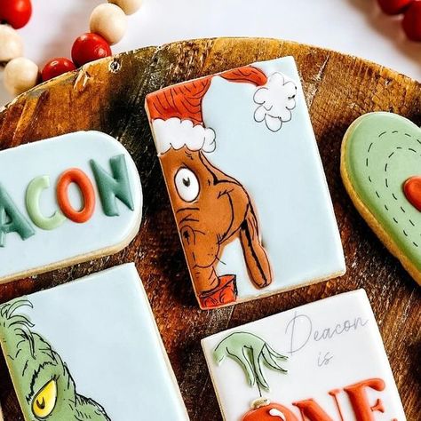 Megan Kelley on Instagram: "The Grinch making another appearance this year! Happy birthday Deacon! #christmascookies #grinchcookies #birthdaycookies #cookiesofinstagram #cookiesofidaho #idahocookier #cookiesofcda #batteranddough #decoratedcookies" Grinch Birthday Cookies, Grinch Birthday, Watercolor Cookies, Grinch Cookies, The Grinch, Birthday Cookies, Cookie Decorating, Christmas Cookies, Grinch