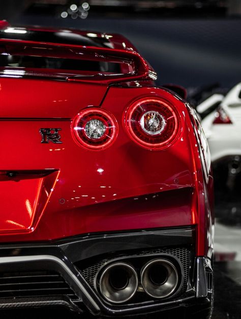 Nissan Skyline R35, Nissan Gtr Wallpapers, Range Rover Car, Nissan Gtr R34, Gtr Car, Power Art, R35 Gtr, Gtr R35, Best Jdm Cars