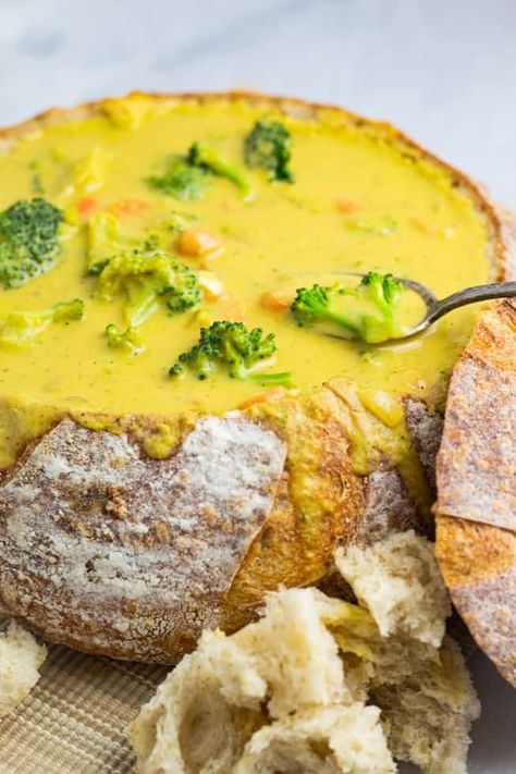 Vegan Broccoli Cheese Soup Noochy Licious Recipes, Vegan Baked Potato, Vegan Cheese Sauce Recipe, Vegan Breakfast Casserole, Vegan Green Bean Casserole, Best Vegan Cheese, Nutritional Yeast Recipes, Vegan Mashed Potatoes, Vegan Holiday Recipes