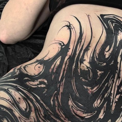 Felix Seele on Instagram: "abstract cover of a huge burning scar for @um_stands_halber lower part and left side healed thanks for the trust on such a sensetive project we booth dont know how big this is goin to get 🫶 done @der_grimm_tattoo Made with @cheyenne_tattooequipment use the code „ FelixS10“ to get 10% off https://shop.cheyennetattoo.com Done with @eclipse.tattooink @balmtattoogermany @balm_tattoo @minimalethic.tattoosupply @barber_dts @dermalizepro check out@younghearted.cloth Big Dark Tattoo Cover Up, Burn Scar Tattoo, Abstract Blackwork Tattoo, Sleeve Cover Up Tattoo, Scarification Tattoos, Side Burn Tattoos, Scar Cover Up Tattoo, Big Cover Up Tattoos, Grimm Tattoo