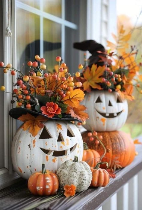 Autumn Pics, Fall Decor Diy Crafts, Halloween Front Porch Decor, Diy Halloween Decor, Adornos Halloween, Fall Front Porch Decor, Halloween Crafts Decorations, Fall Thanksgiving Decor, Fall Halloween Crafts